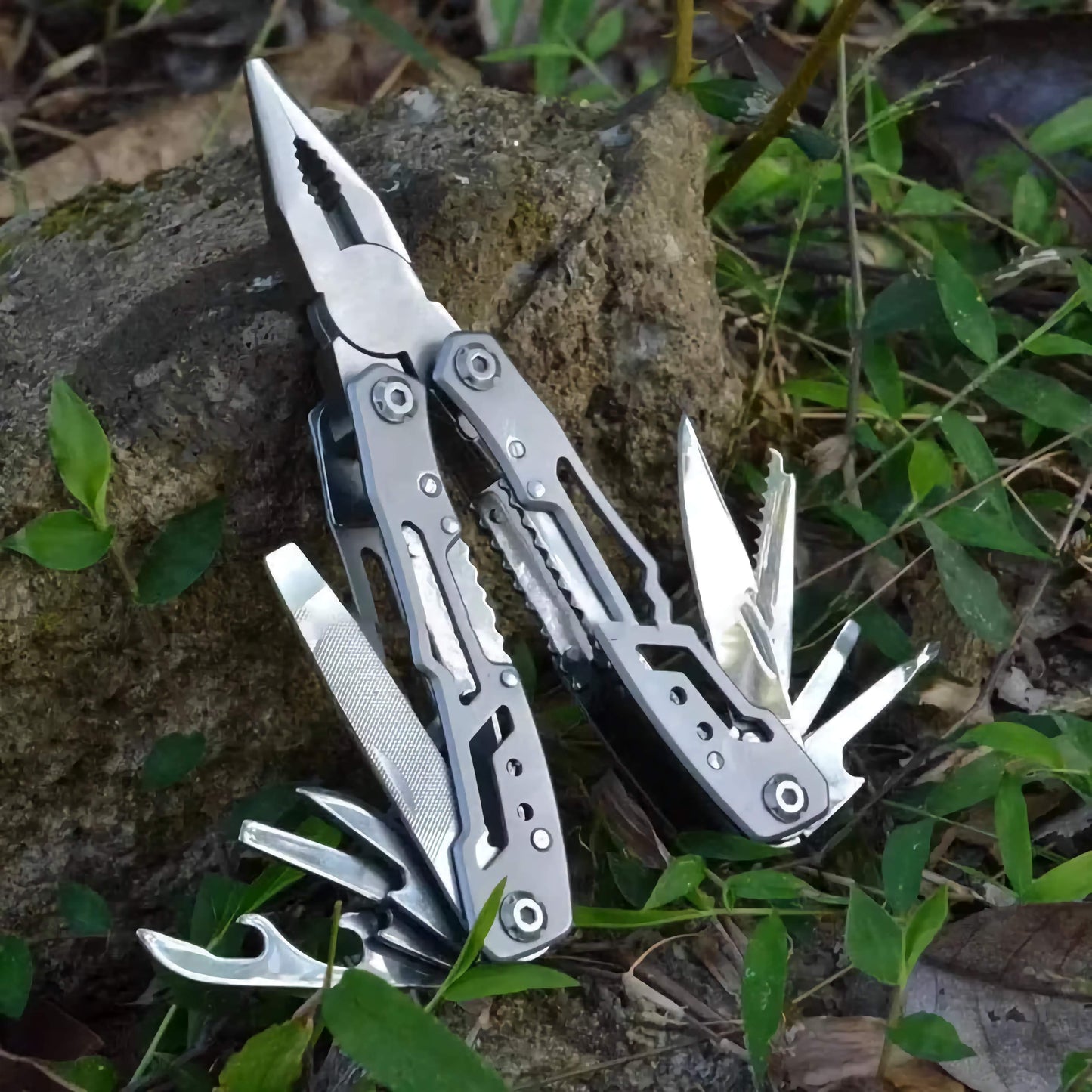 14-in-1 Multitool | The Ultimate Survival Sidekick for Preppers and Adventurers